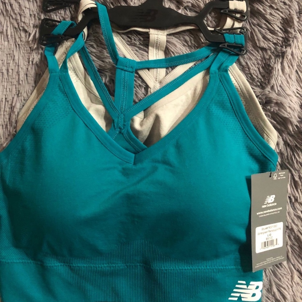NWT New Balance 2 ok Sports Bras
